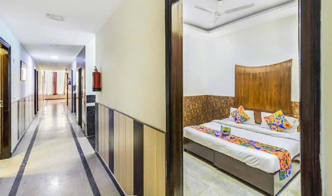 Del Fox Hotel, Delhi Airport New Delhi Buitenkant foto